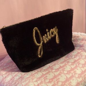 Juicy Couture Pouch